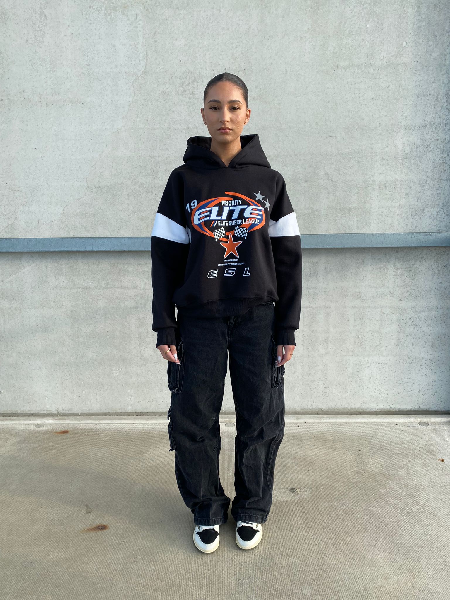 ELITE SUPER LEAGE HOODIE - ZWART MET ORANJE OPDRUK - 420 GRAMS - MOTORSPORT AW23