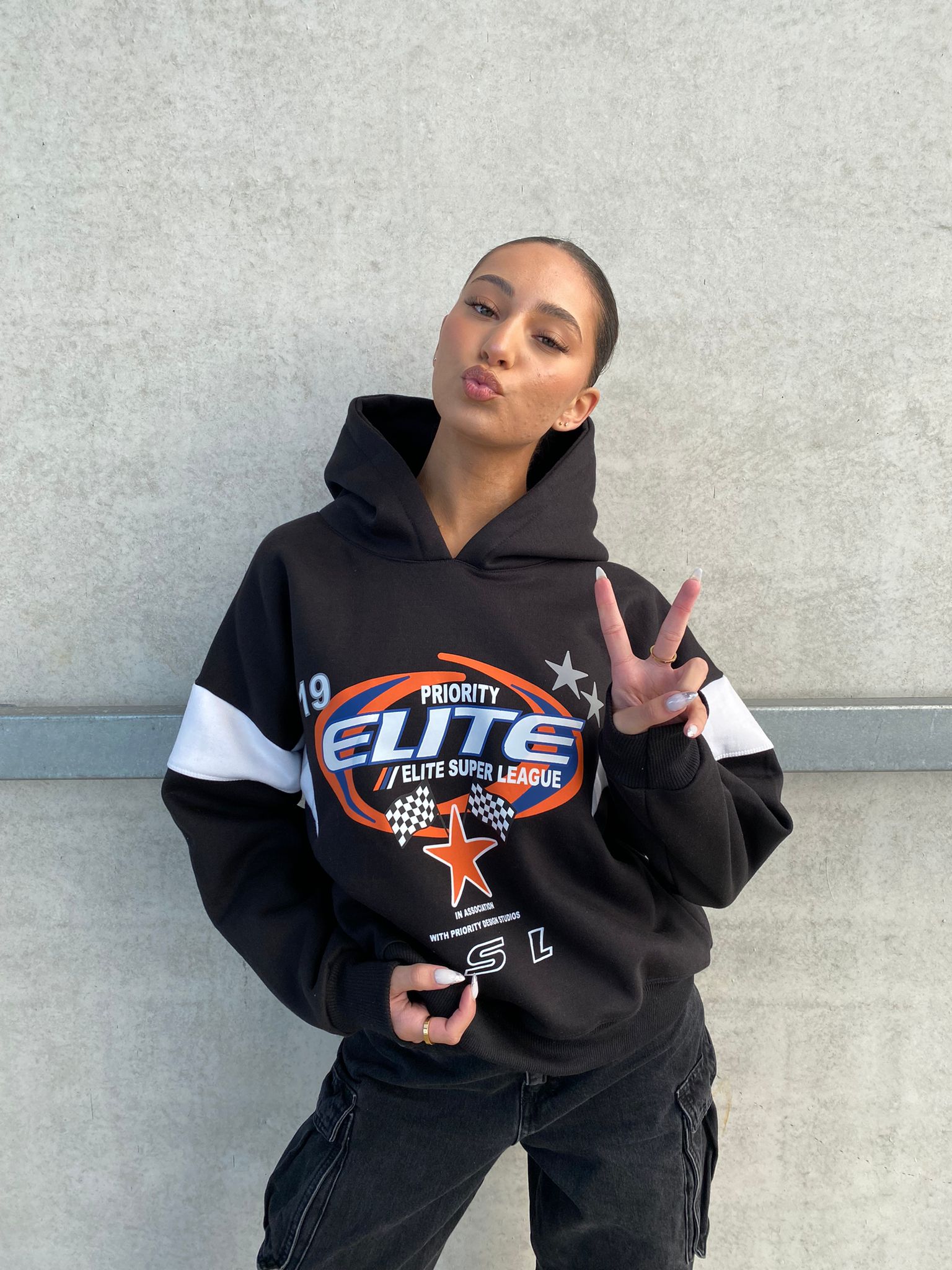ELITE SUPER LEAGE HOODIE - ZWART MET ORANJE OPDRUK - 420 GRAMS - MOTORSPORT AW23 - Afbeelding 12