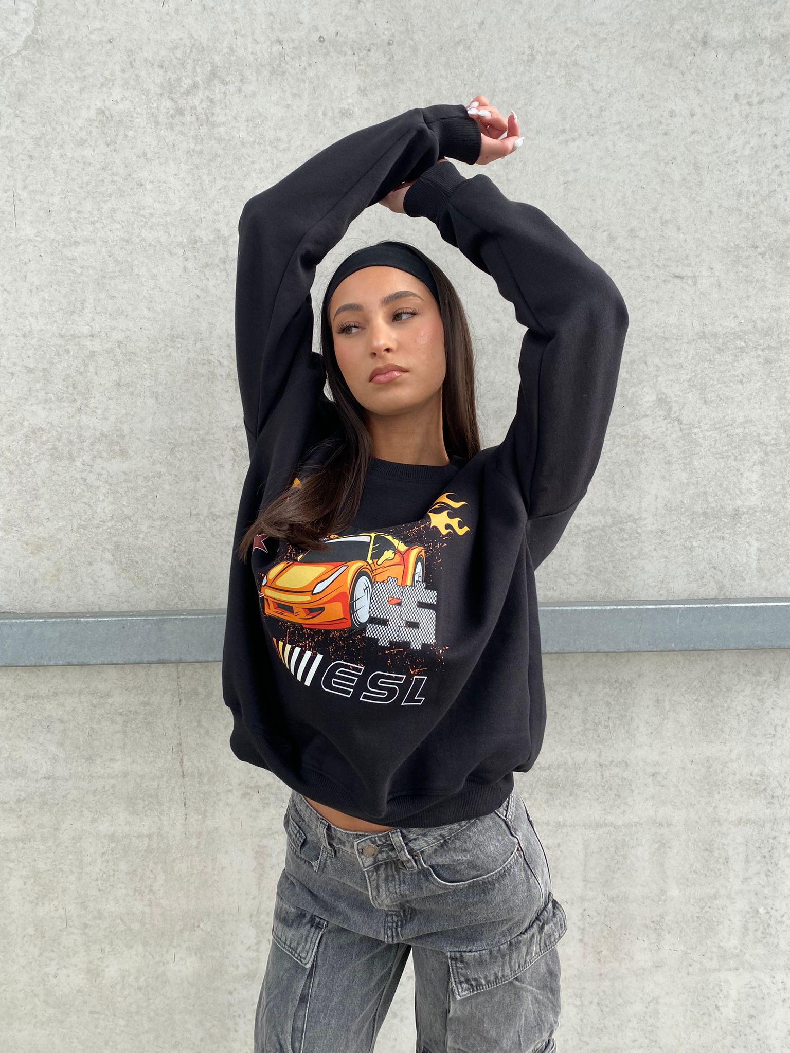 PRIORITY TURBO MOTORS SWEATER - ZWART MET ORANJE OPDRUK - 420 GRAMS - MOTORSPORT AW23 - Afbeelding 11